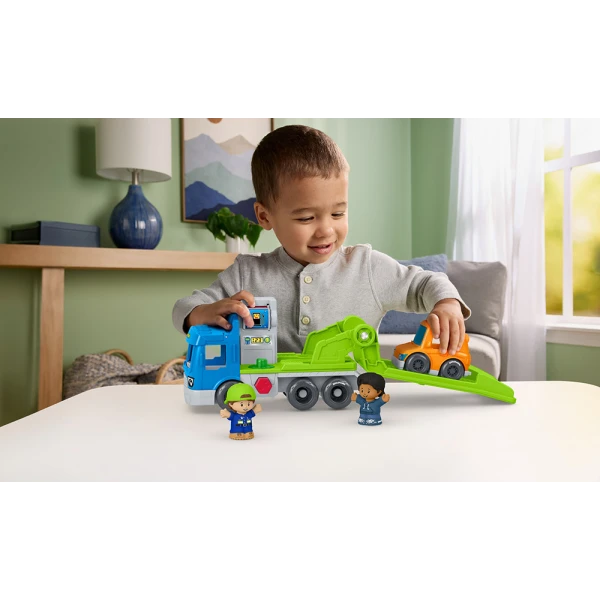 FISHER PRICE LITTLE PEOPLE HAULER WITH VEHICLE AND FIGURES