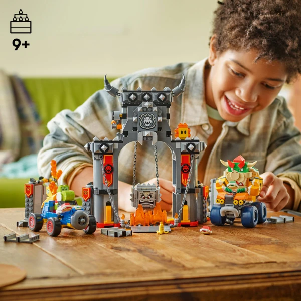 LEGO® SUPER MARIO™: MARIO KART™ – BOWSERʼS CASTLE