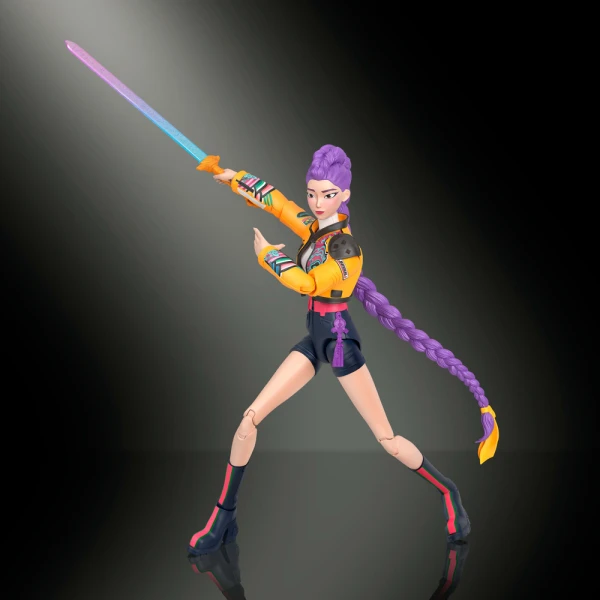 K-POP FIGURE 15cm WITH EXPRESSIONS & ACCESSORIES - RUMI
