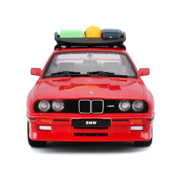 BBURAGO 1:24 BMW M3 (1988) WITH RACK BASKET