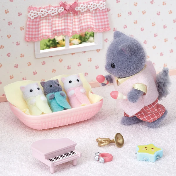 THE SYLVANIAN FAMILIES PERSIAN CAT TRIPLETS