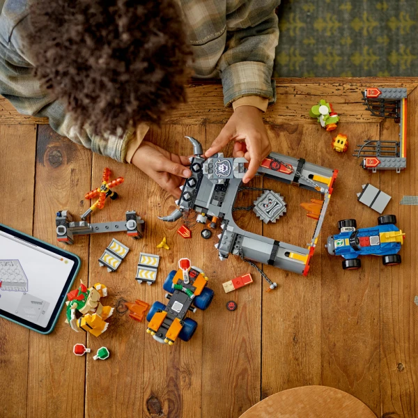 LEGO® SUPER MARIO™: MARIO KART™ – BOWSERʼS CASTLE