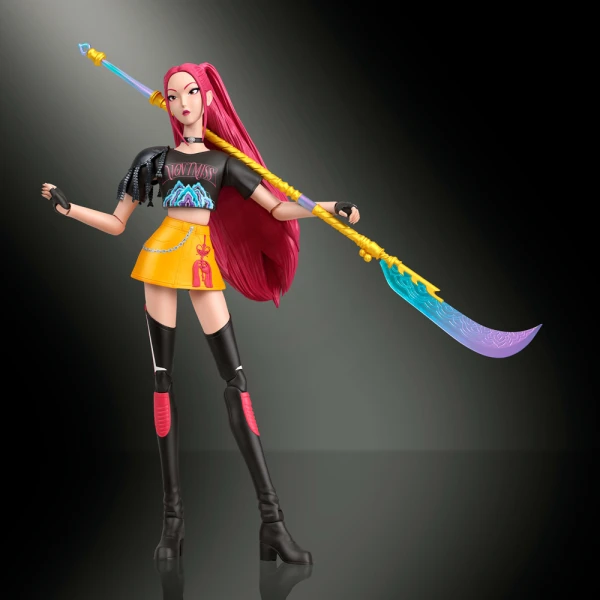 K-POP FIGURE 15cm WITH EXPRESSIONS & ACCESSORIES - MIRA