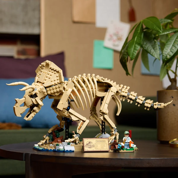 LEGO® JURASSIC WORLD ΑΠΟΛΙΘΩΜΑΤΑ ΔΕΙΝΟΣΑΥΡΩΝ ΤΡΙΚΕΡΑΤΟΨ