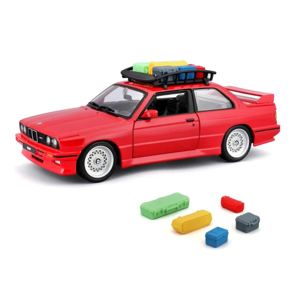 BBURAGO 1:24 BMW M3 (1988) WITH RACK BASKET