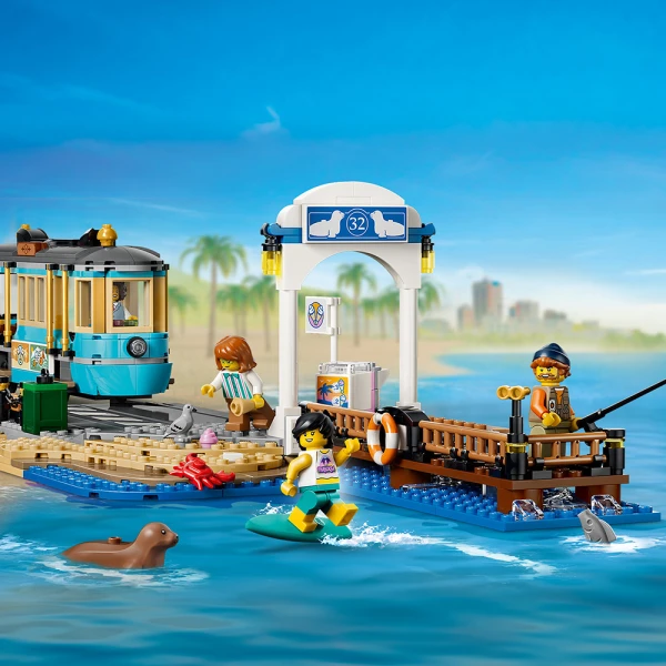 LEGO® CITY TRAINS ΚΛΑΣΙΚΟ ΠΑΡΑΘΑΛΑΣΣΙΟ ΤΡΑΜ