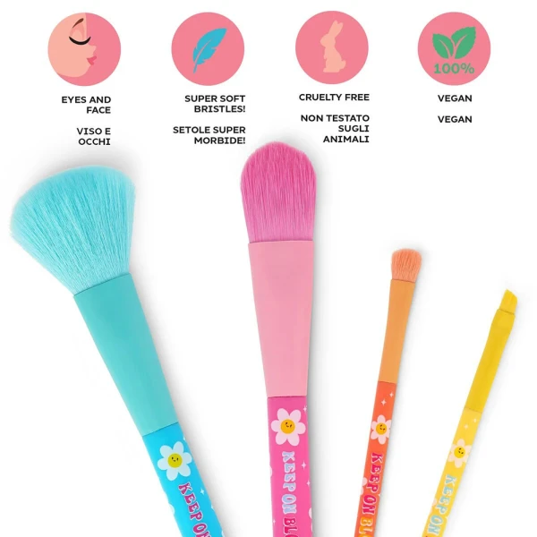 LEGAMI OH MY GLOW -ΣΕΤ 4 ΠΙΝΕΛΑ MAKEUP - DAISY
