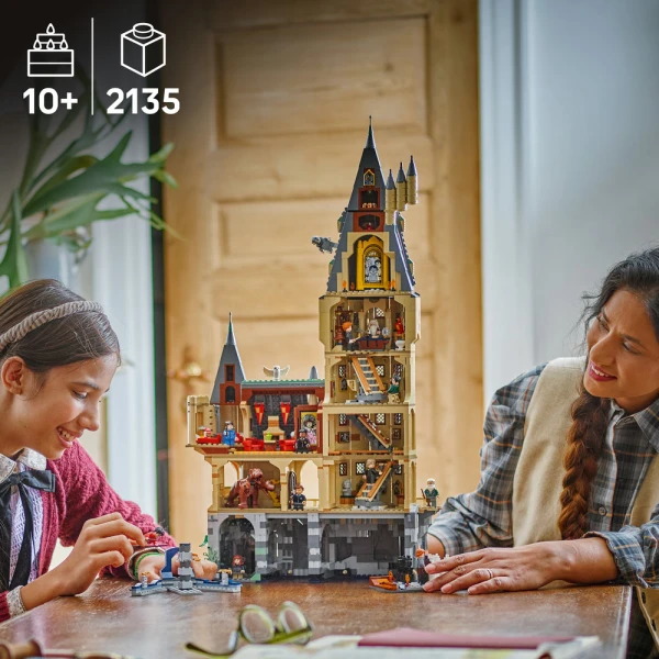LEGO® HARRY POTTER™ HOGWARTS™ CASTLE: THE MAIN TOWER