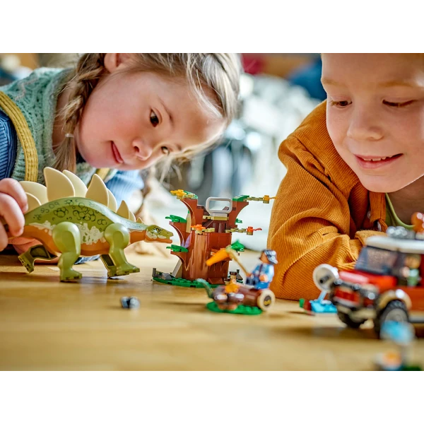 LEGO® JURASSIC WORLD DINOSAUR MISSIONS STEGOSAURUS DISCOVERY