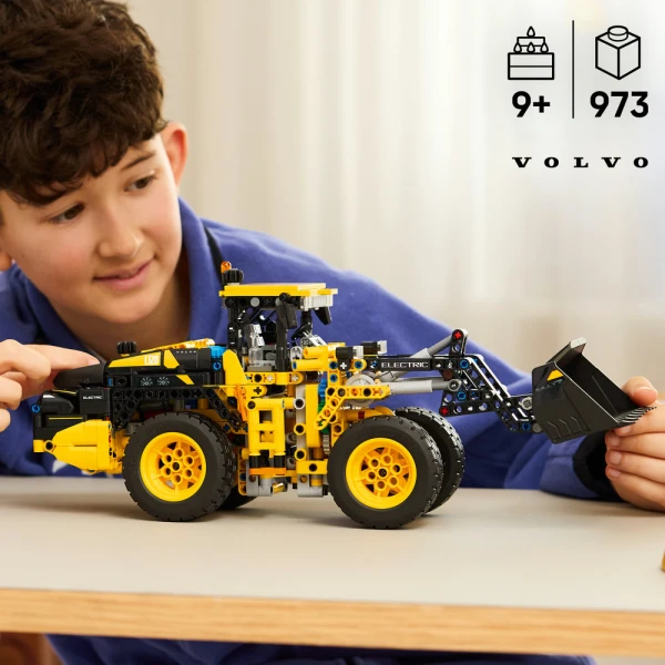LEGO® TECHNIC™ VOLVO L120 ELECTRIC WHEEL LOADER