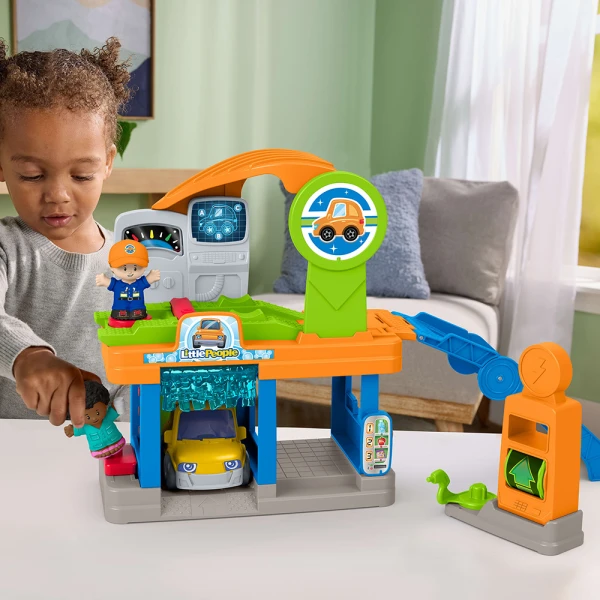 FISHER PRICE LITTLE PEOPLE GARAGE