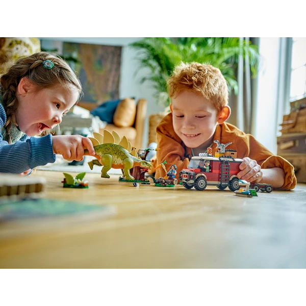 LEGO® JURASSIC WORLD DINOSAUR MISSIONS STEGOSAURUS DISCOVERY