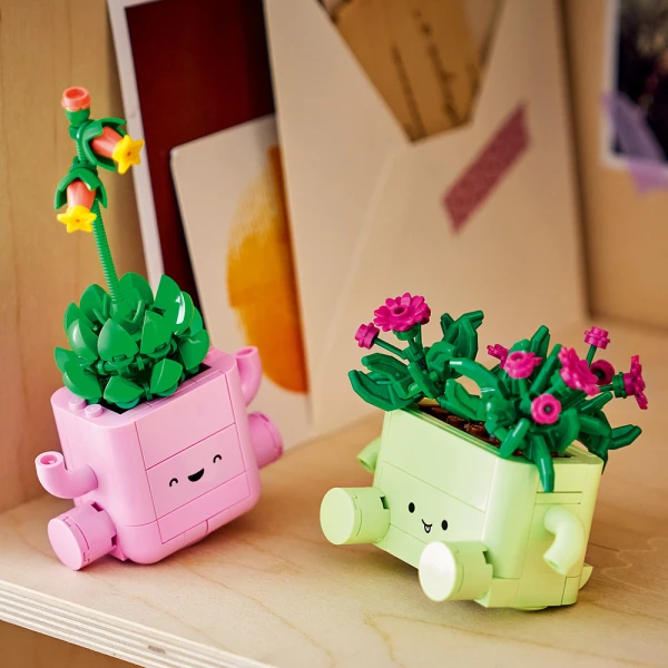 LEGO® BOTANICALS ROCKING PLANTS