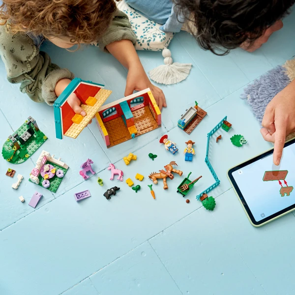 LEGO® DISNEY AND PIXAR TOY STORY 5 ΡΑΝΤΣΟ ΑΛΟΓΩΝ ΤΟΥ ΜΠΛΕΙΖ