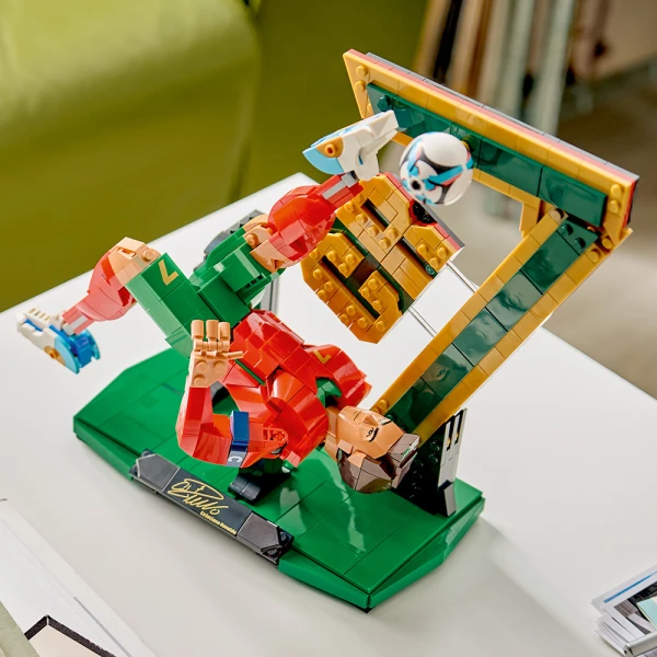 LEGO® EDITIONS CRISTIANO RONALDO ΘΡΥΛΟΣ ΤΟΥ ΠΟΔΟΣΦΑΙΡΟΥ