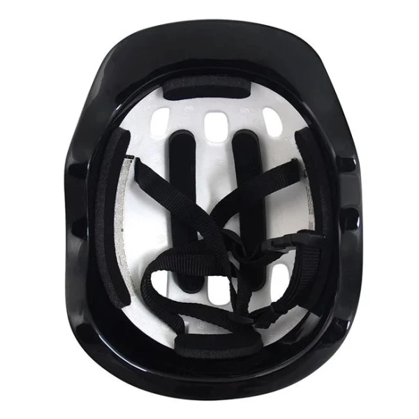 AS PROTECTIVE HELMET FROZEN FOR AGES 3+