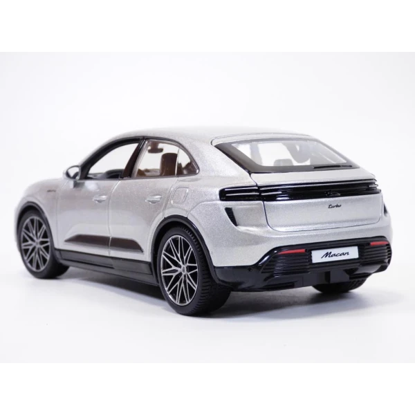 BBURAGO 1:24 PORSCHE MACAN TURBO ELECTRIC SILVER