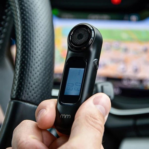 MIKAMAX ΦΟΡΗΤΗ ΣΥΣΚΕΥΗ ΜΕΤΡΗΣΗΣ ΑΛΚΟΟΛ MINI BREATHALYZER