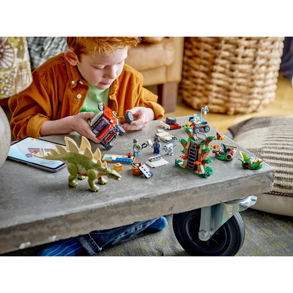 LEGO® JURASSIC WORLD DINOSAUR MISSIONS STEGOSAURUS DISCOVERY