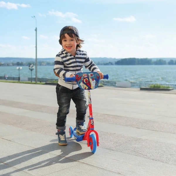 SCOOTER SPIDERMAN ΜΕ 3 ΡΟΔΕΣ