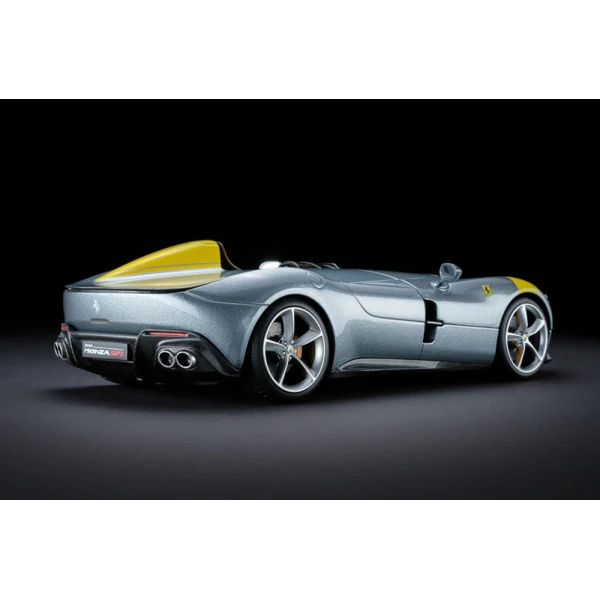BBURAGO 1:24 FERRARI MONZA SP1 SILVER