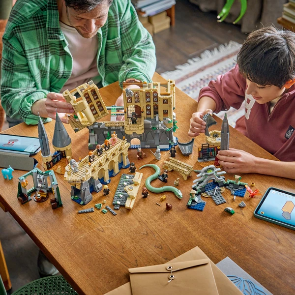 LEGO® HARRY POTTER™ ΚΑΣΤΡΟ ΤΟΥ HOGWARTS™ ΑΝΑΤΟΛΙΚΗ ΠΤΕΡΥΓΑ